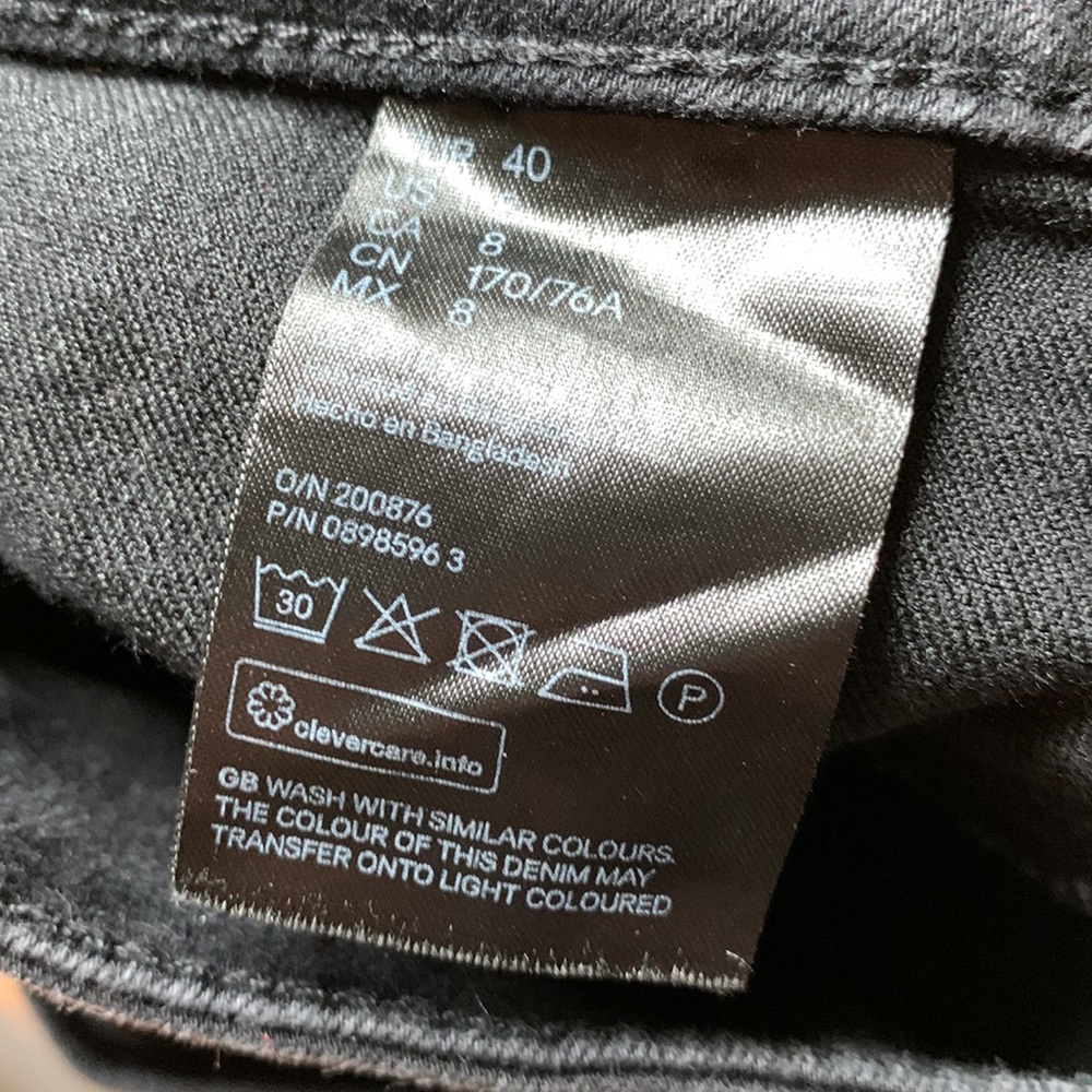 H&M Black Jeans (8) - Picture 4 of 4